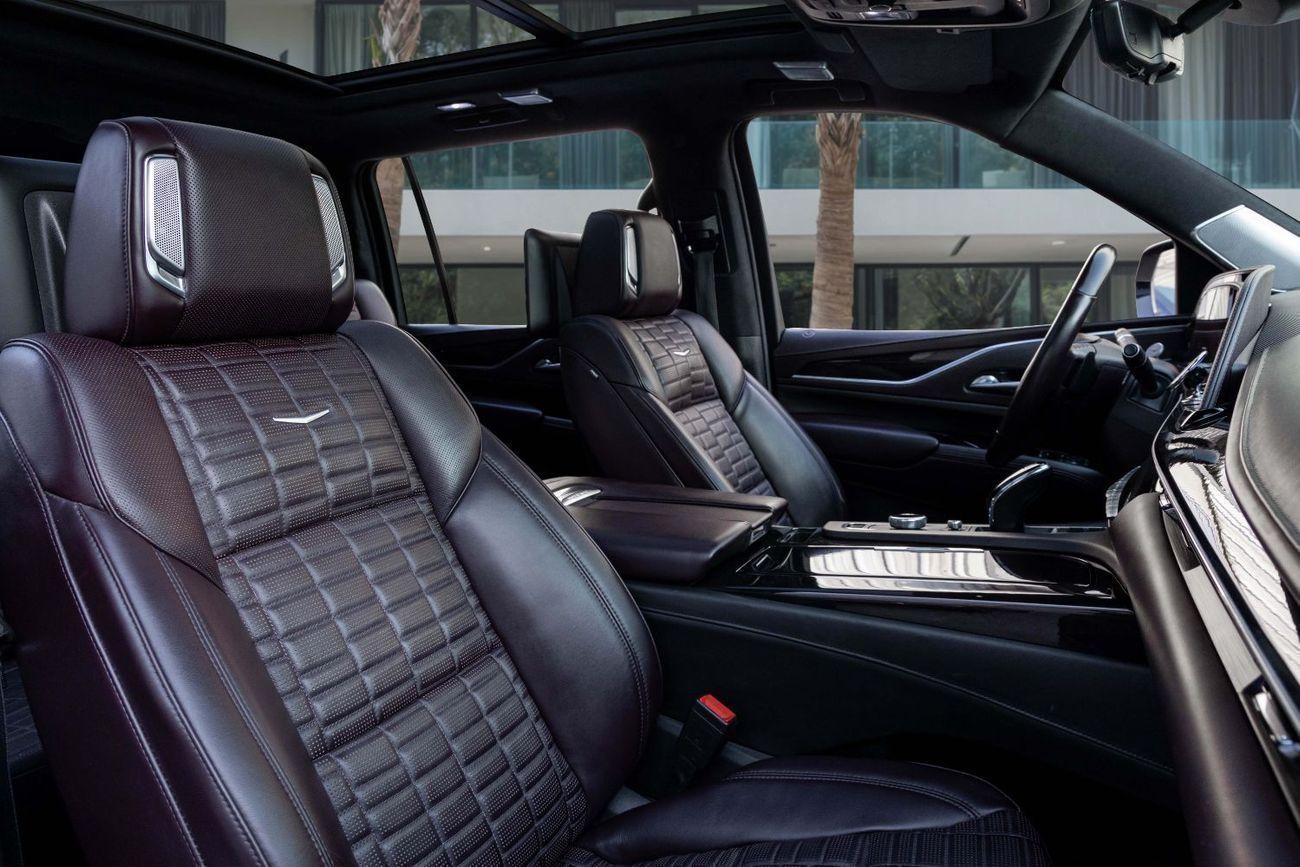 Cadillac Escalade ESV | V8 | 4,700 P.M | 0% Downpayment | AGENCY SERVICED!