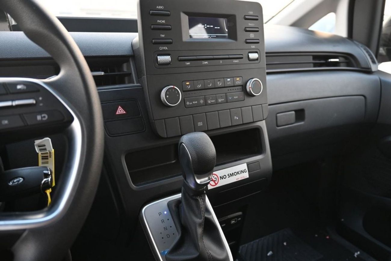 Hyundai Staria Hyundai STARIA 3.5L Petrol, Wagon, FWD, Automatic Transmission, Color Black, Model 2023