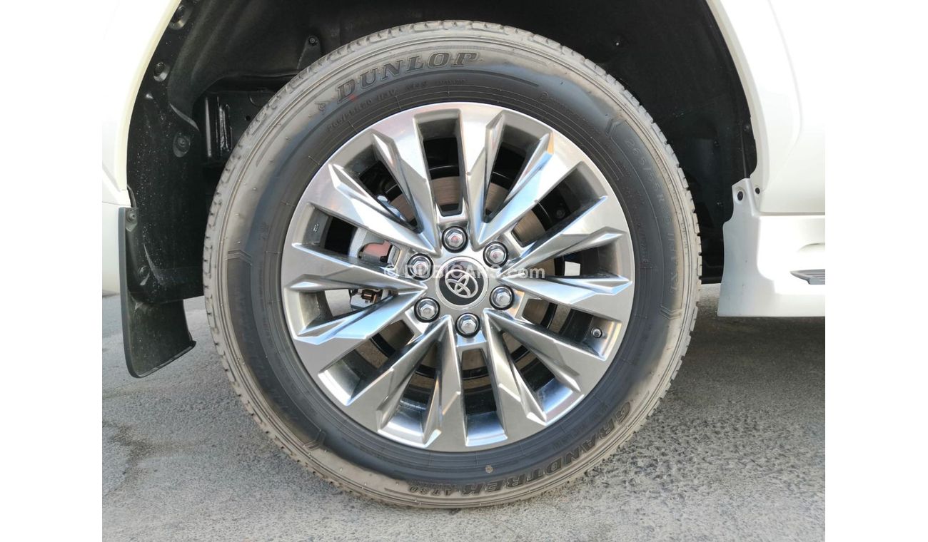 تويوتا لاند كروزر GXR