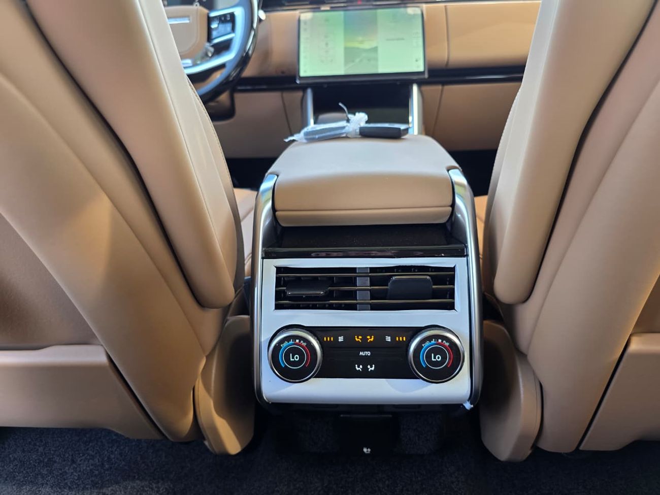 لاند روفر رينج روفر BRAND NEW \ 2026 Range Rover Autobiography P400