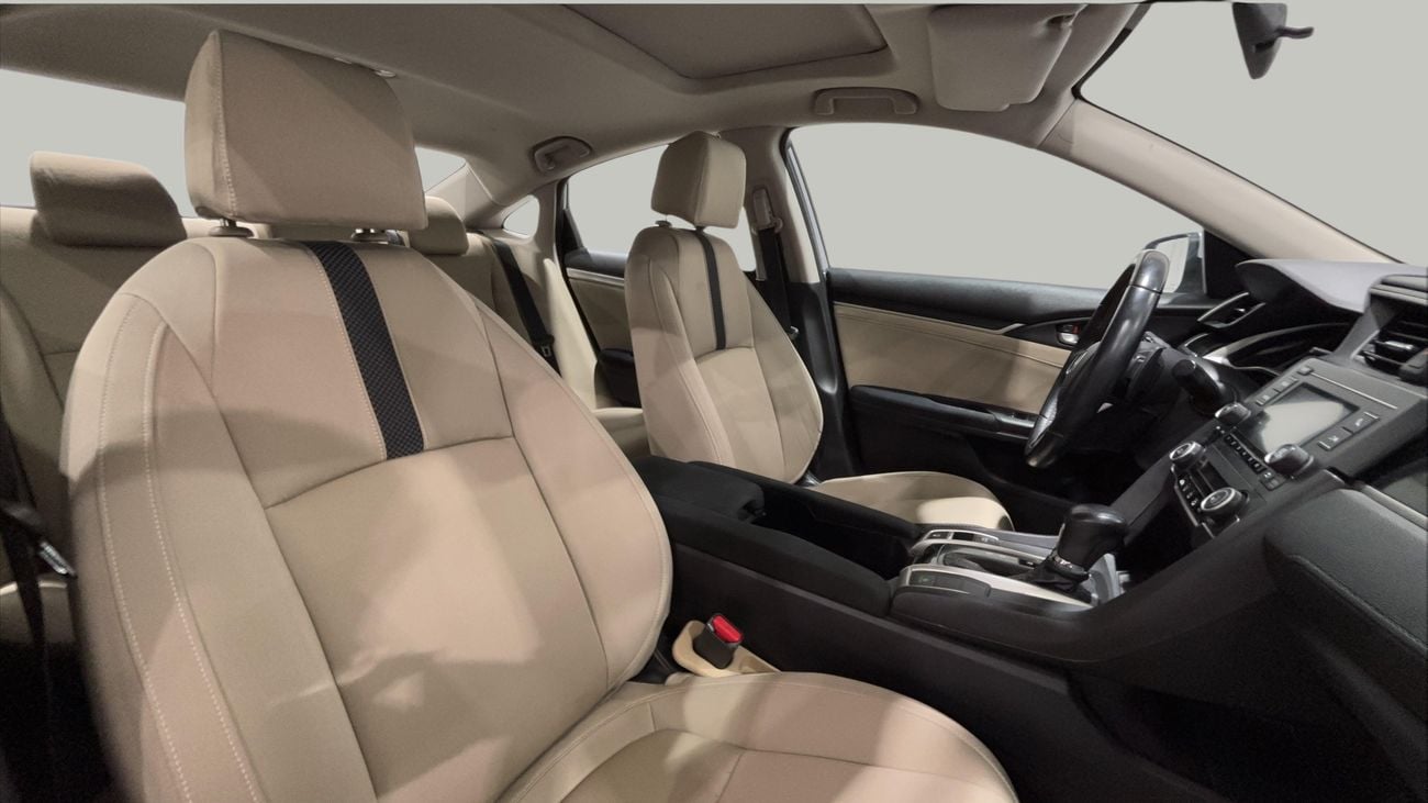 هوندا سيفيك LX SPORT كارس24 هي سوق ضخم للسيارات المستعملة موثوق ومضمون ٪كارس24 هي سوق ضخم للسيارات المستعملة موثوق ومضمون