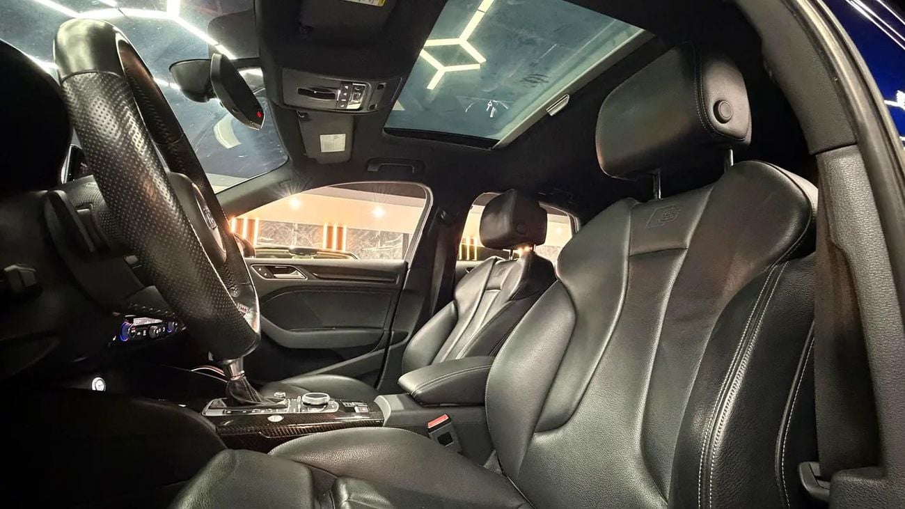 Audi S3 TFSI quattro 2.0L