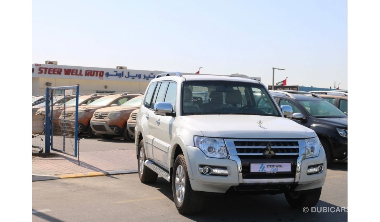 ميتسوبيشي باجيرو 2022 | BRAND NEW PAJERO 3.0 L - GLS V6 H/L - WITH SUNROOF - EXPORT ONLY