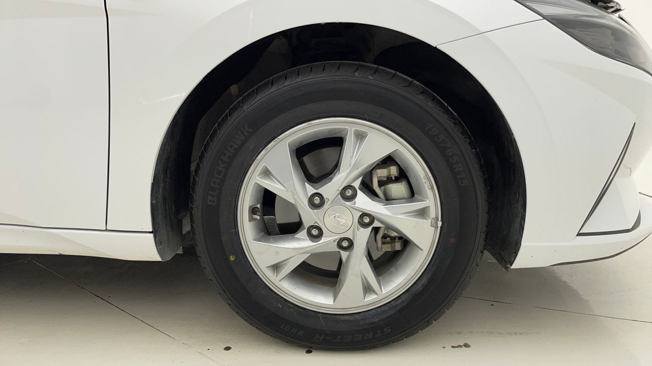 Hyundai Elantra SMART 1.6 | Zero Down Payment | Free Home Test Drive