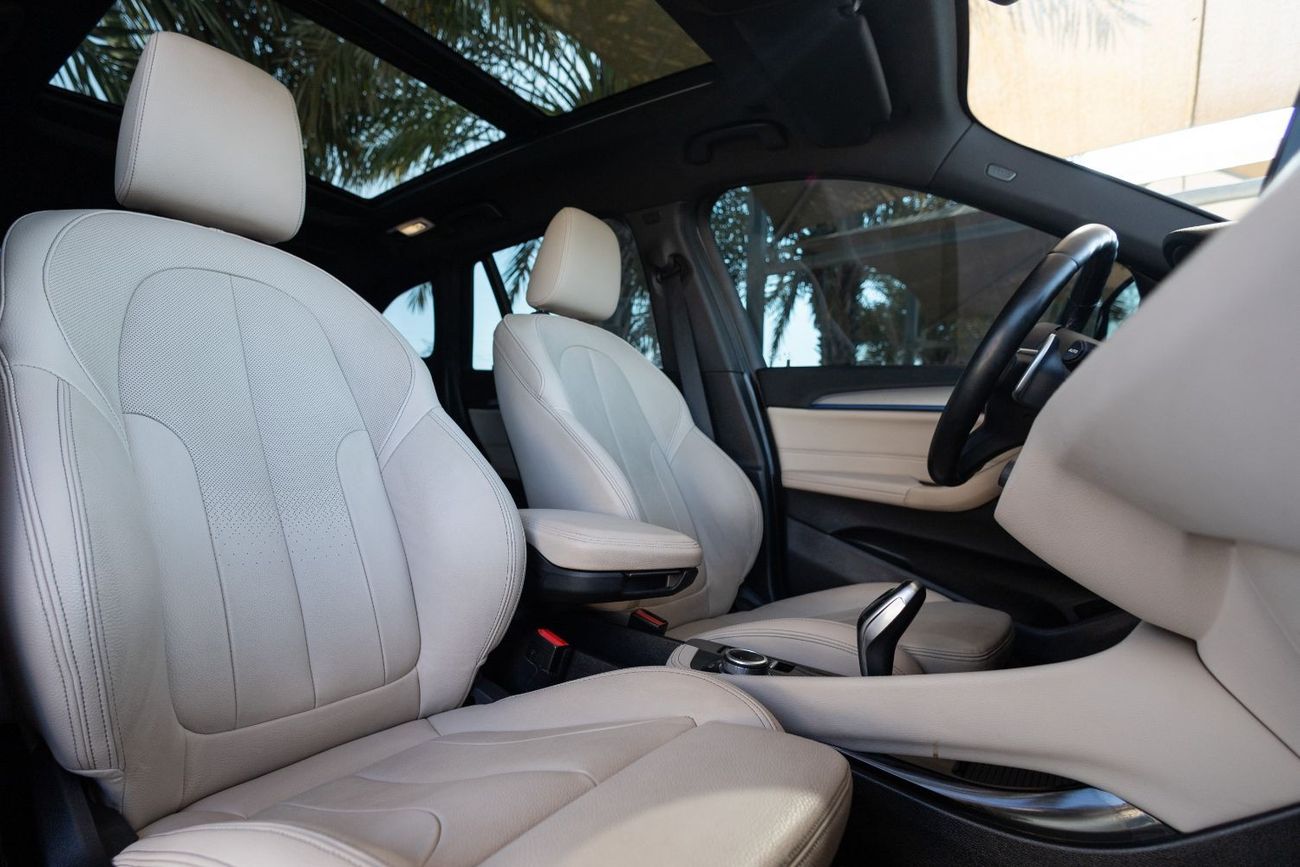 BMW X1 sDrive 20i M Sport 2.0L BMW X1 sDrive20i M-Sport 2021 GCC under Agency Warranty and Service Contract