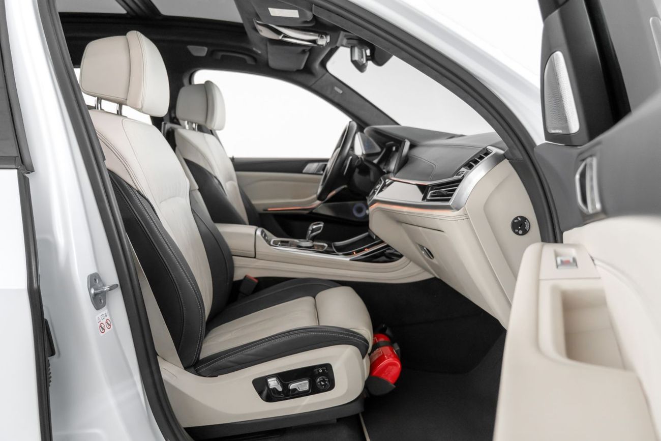 بي أم دبليو X7 40i M Sport Premium 3.0L