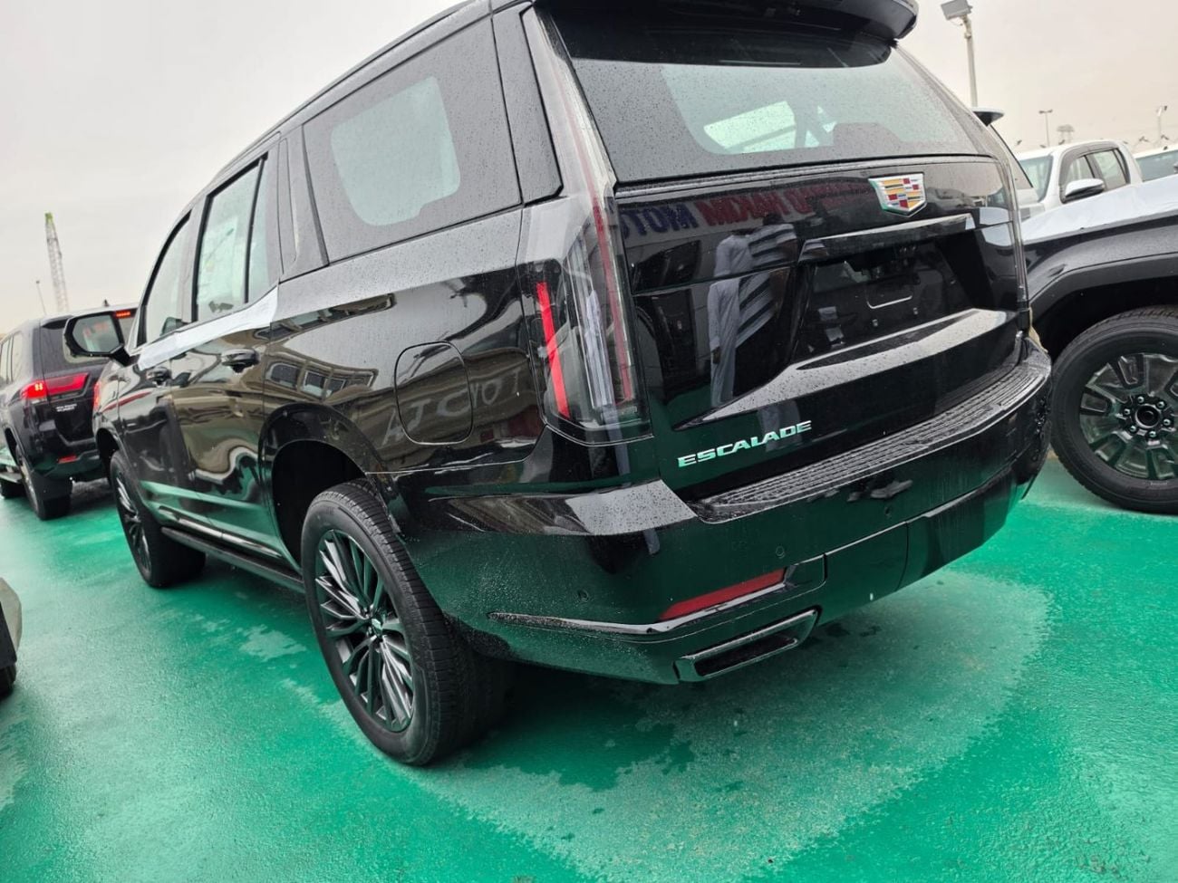 Cadillac Escalade Cadillac Escalade 6.2L Sport Platinum VIP 2026 – Full Option (24” Wheels | VIP Edition)