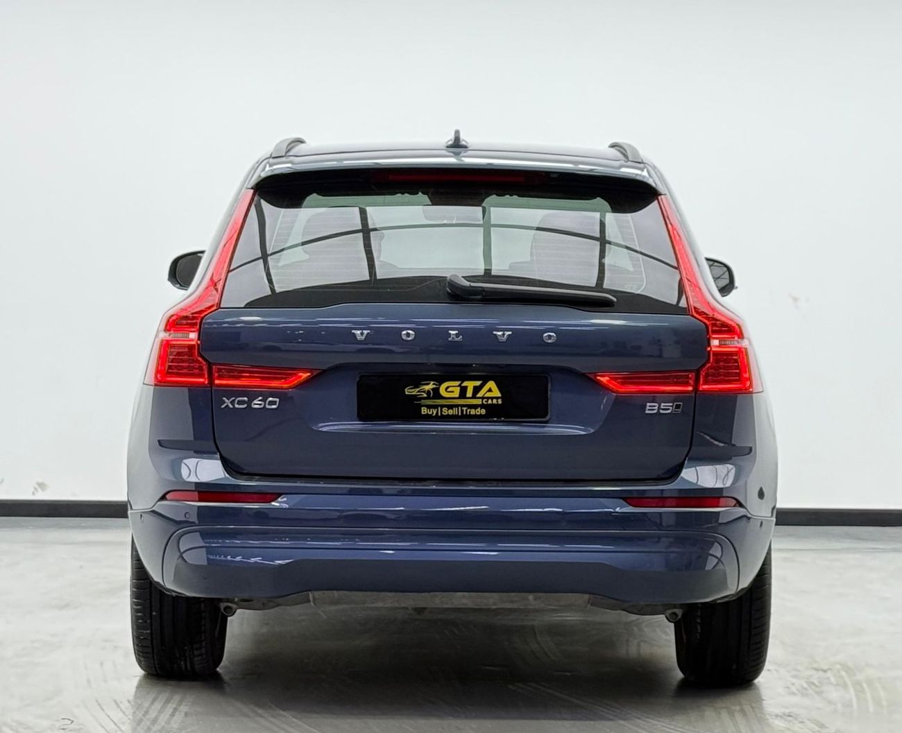 فولفو XC 60 2024 Volvo XC60 B5 Core, 2028 Volvo Warranty, Volvo Full Service History, GCC