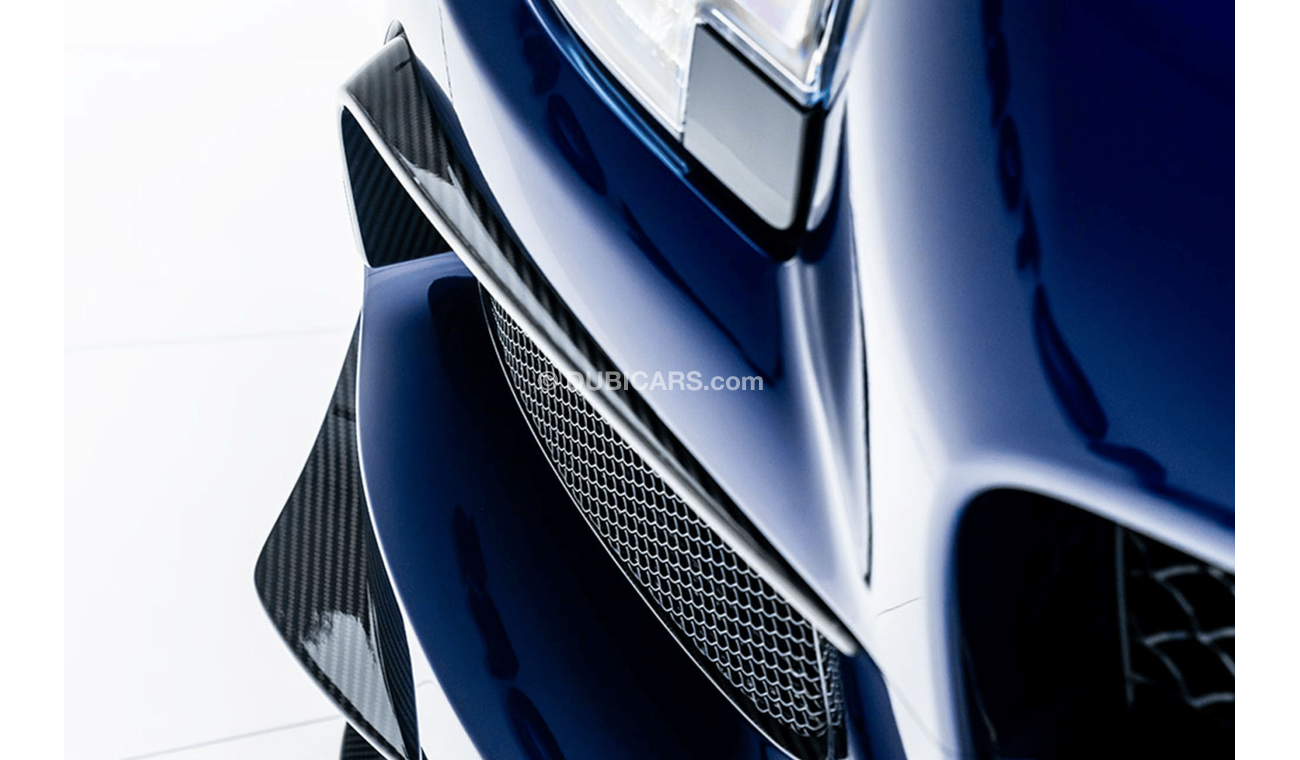 مرسيدس بنز SLS AMG 6.3L V8 Naturally Aspirated Engine