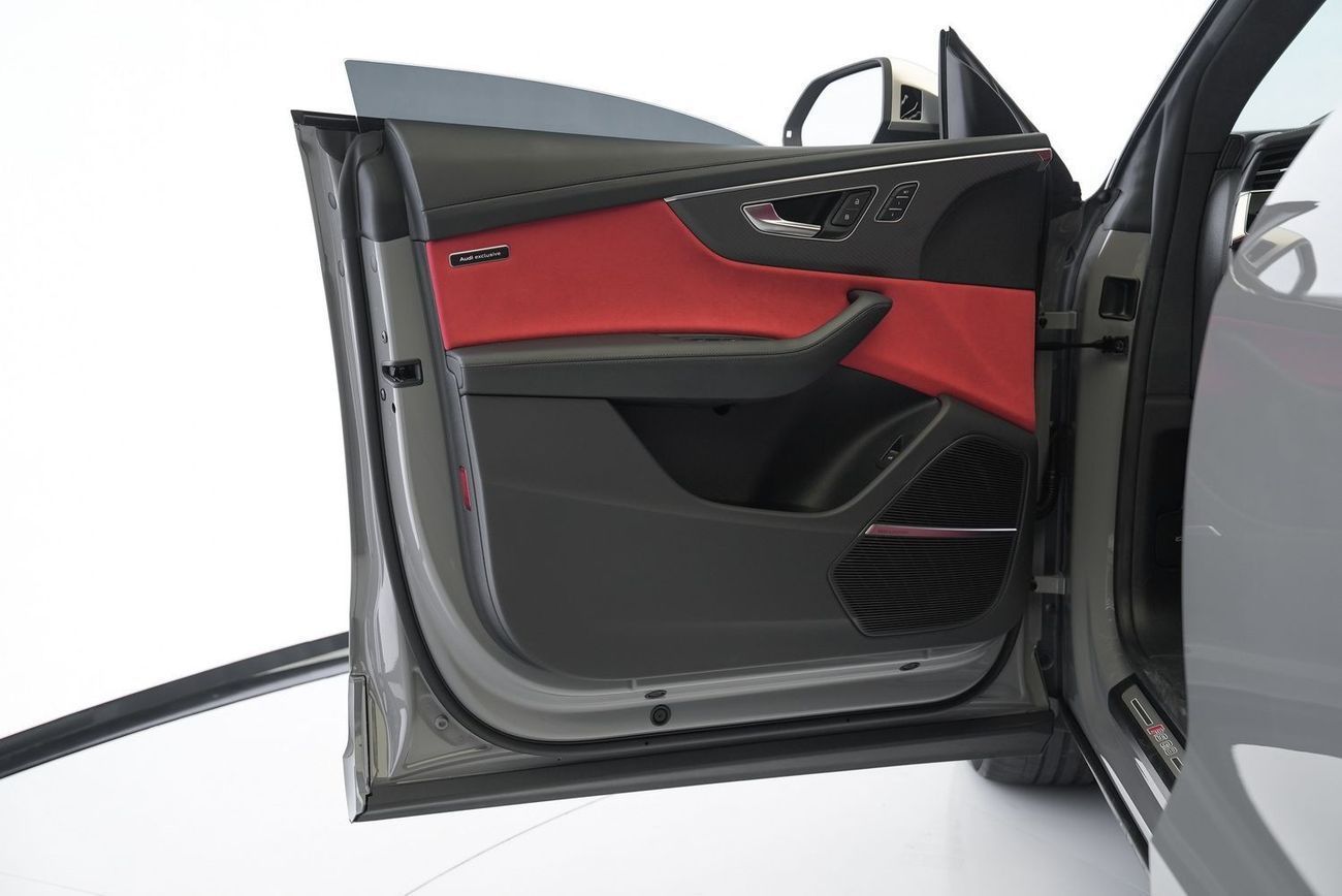 Audi RS Q8 TFSI quattro 4.0L