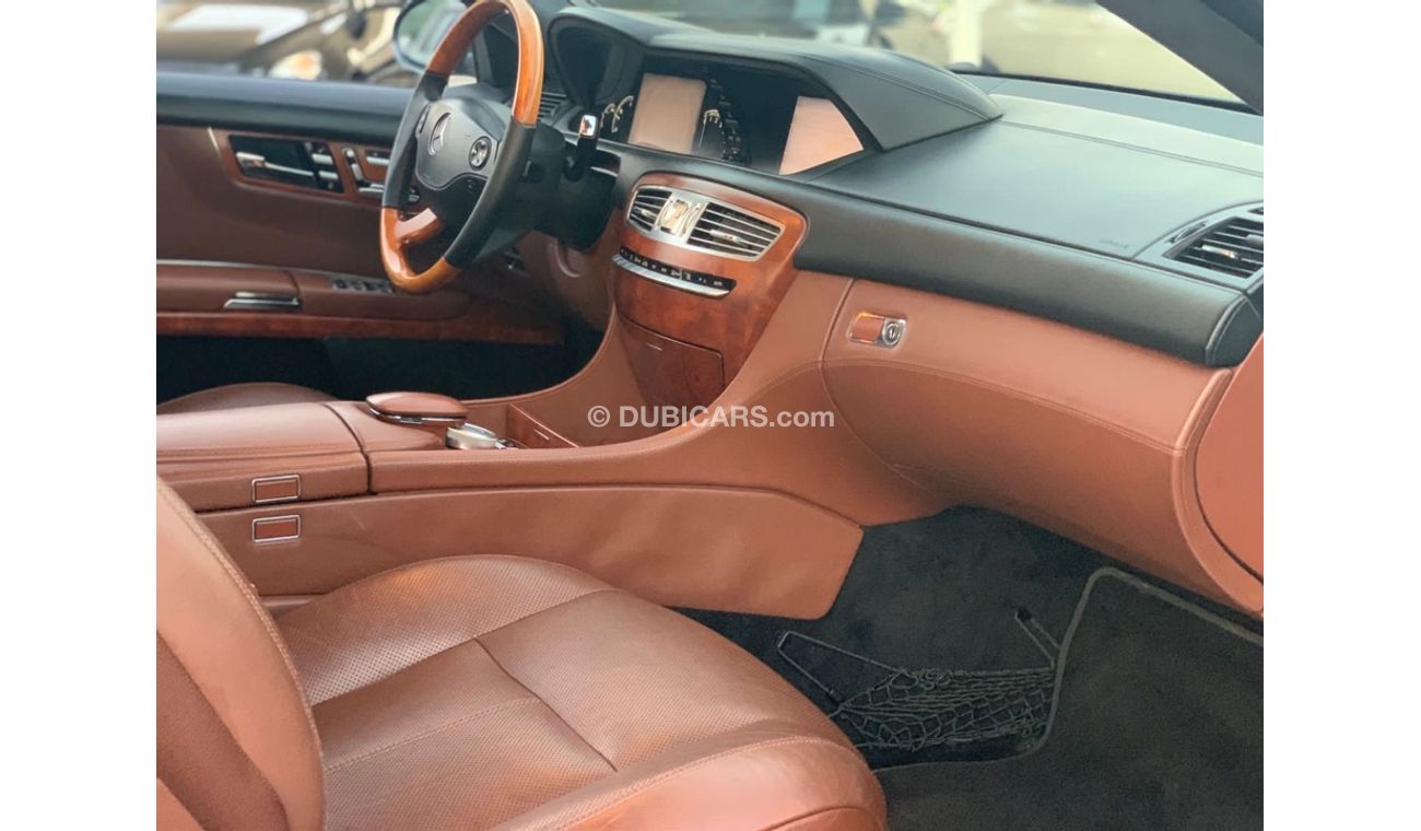 مرسيدس بنز CL 500 موديل 2007 خليجي فل مواصفات كراسي جلد ومثبت سرعه وتحكم كهربي كامل ونظام صوت ممتاز وكاميرا خلفيه