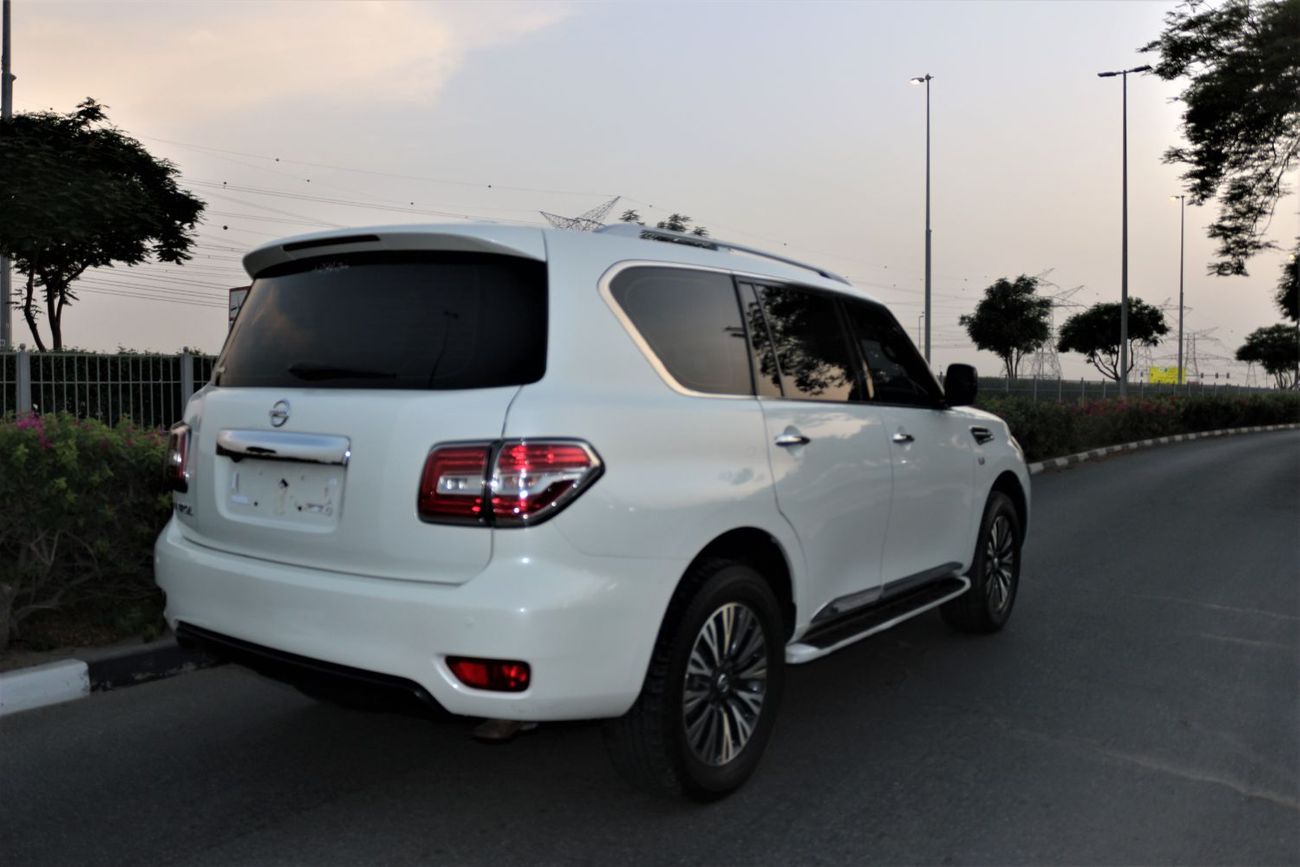 Nissan Patrol SE T2 5.6L NISSAN PATROL FULL AUTO 2014 GULF SPACE