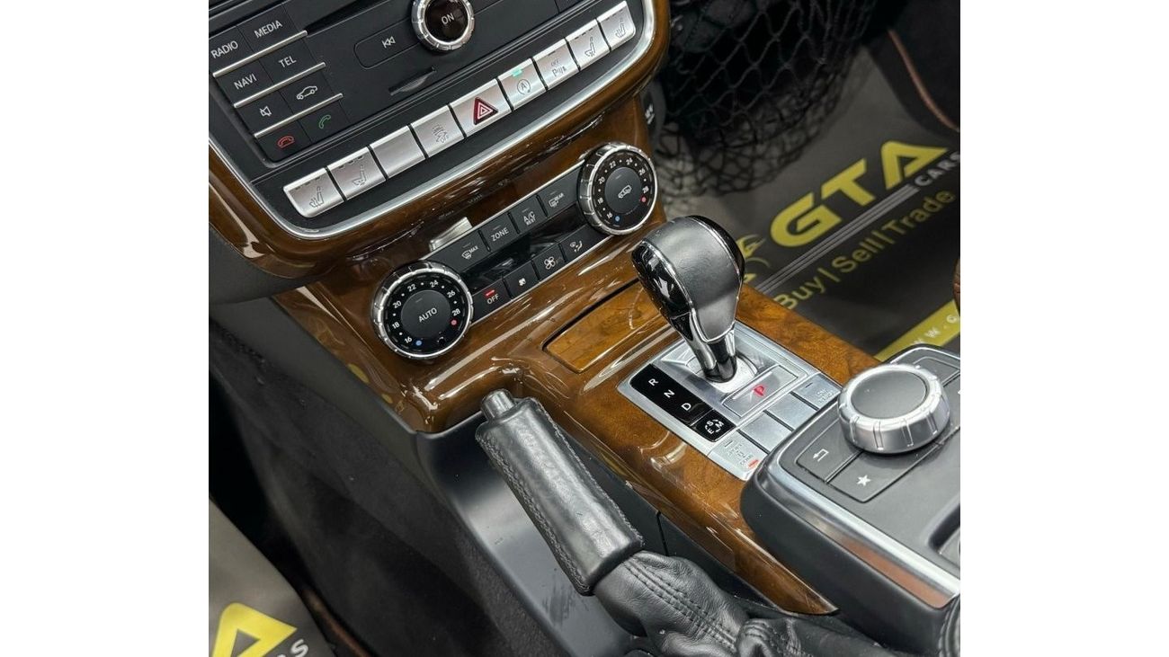 مرسيدس بنز G 500 Std 2017 Mercedes G500 AMG, Warranty, Service History, Full Options, Excellent Condiiton, GCC