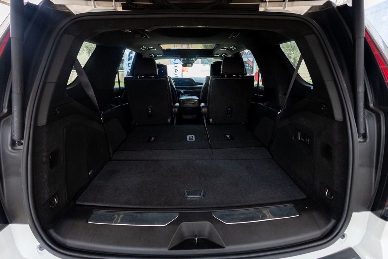 Cadillac Escalade Sport Platinum 6.2L 4WD Cadillac Escalade 2021 GCC | Warranty