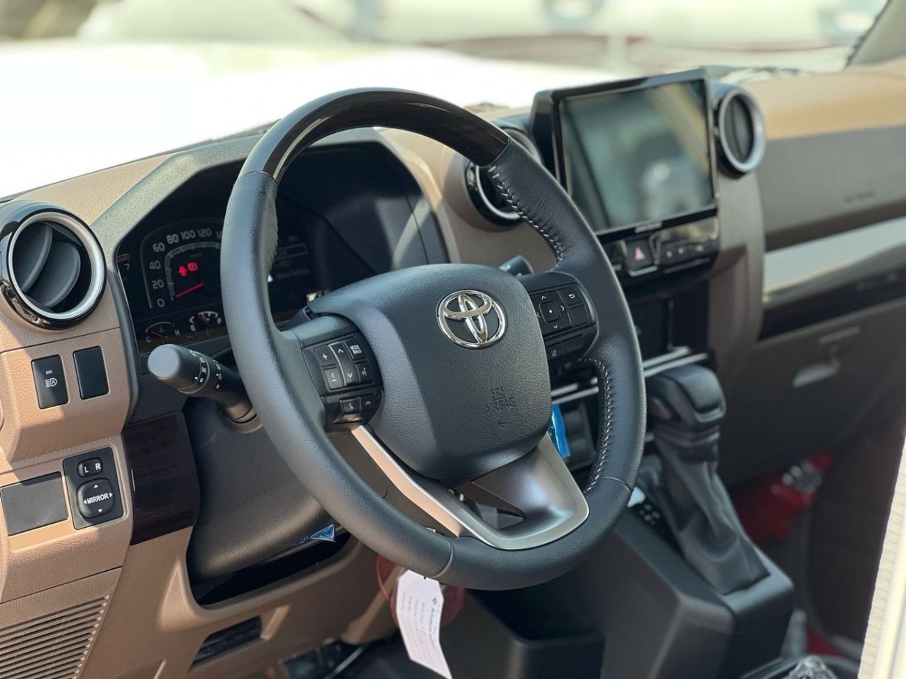 تويوتا لاند كروزر 70 SWB 4.0L 4WD TOYOTA LAND CRUISER LC 71 2025 0KM