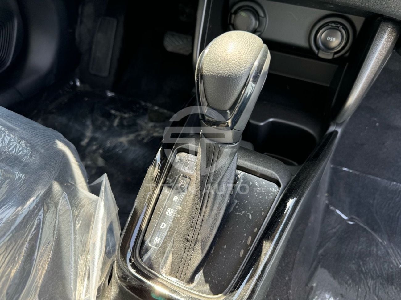 سوزوكي سويفت GLX
