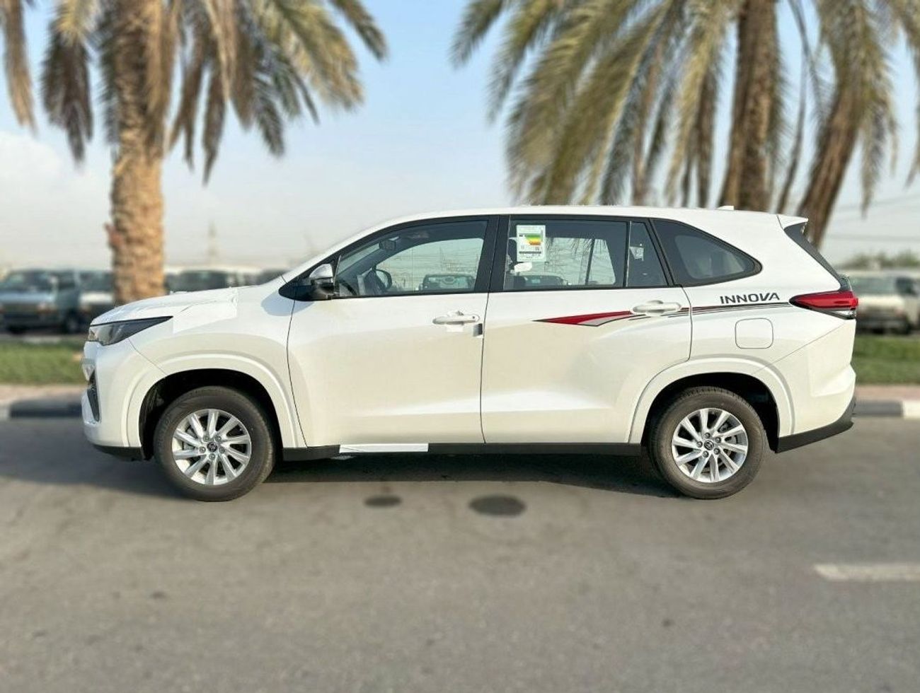 تويوتا إينوفا Toyota Innova 2.0L, FWD Petrol-2.0 L. 2024