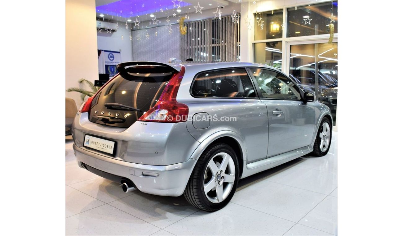 Volvo C30 VERY LOW MILEAGE ONLY 78,000 KM! ( FULL SERVICE HISTORY ) Volvo C30 R-Design 2009 Model!! in Silver 