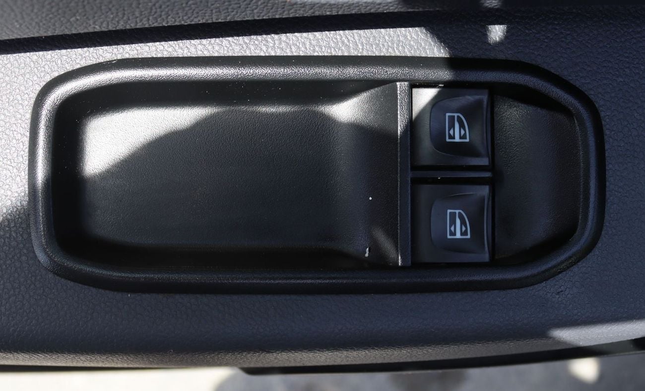 رينو داستر رينوداستر 2023 - خليجى - بدون حوادث - بمحرك 1.6 - بحاله ممتازه من الداخل والخارج