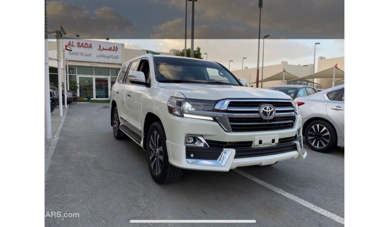 تويوتا لاند كروزر GXR V6 With 2019 body kit