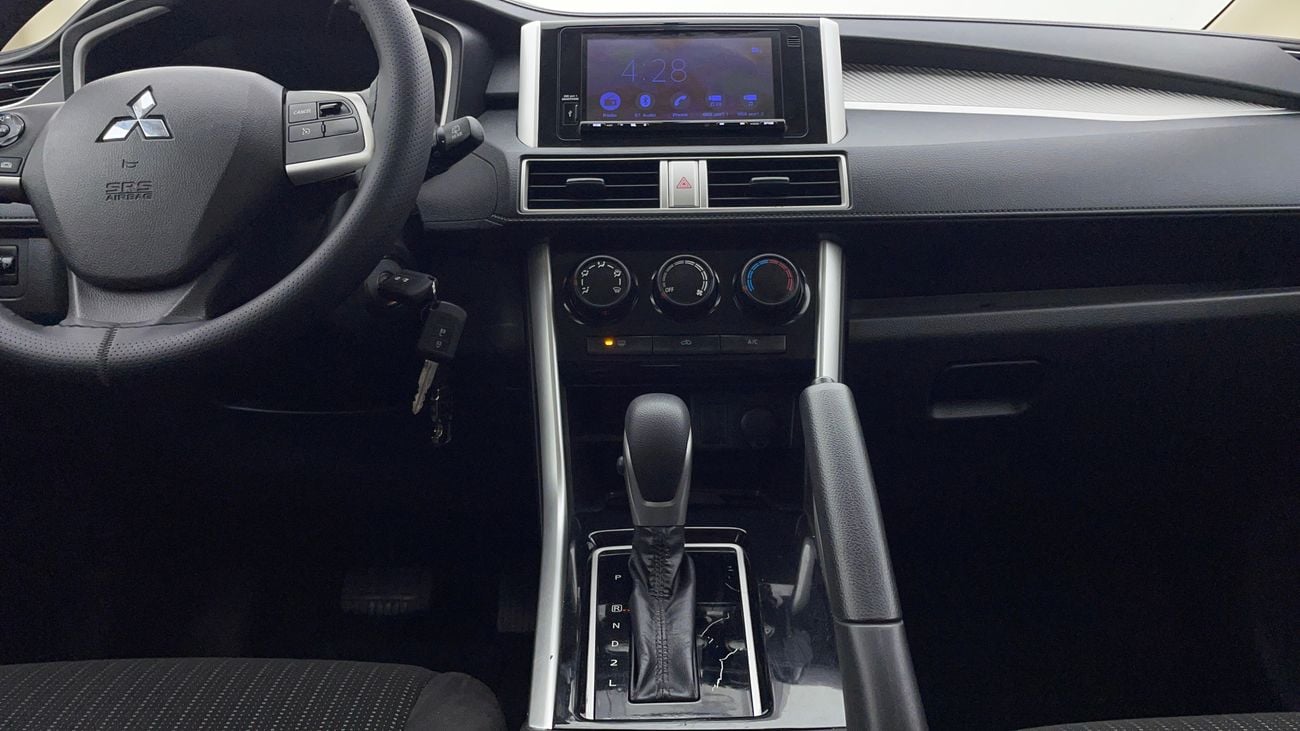 ميتسوبيشي إكسباندر GLX MIDLINE 1.5 | بدون دفعة مقدمة | اختبار القيادة في المنزل