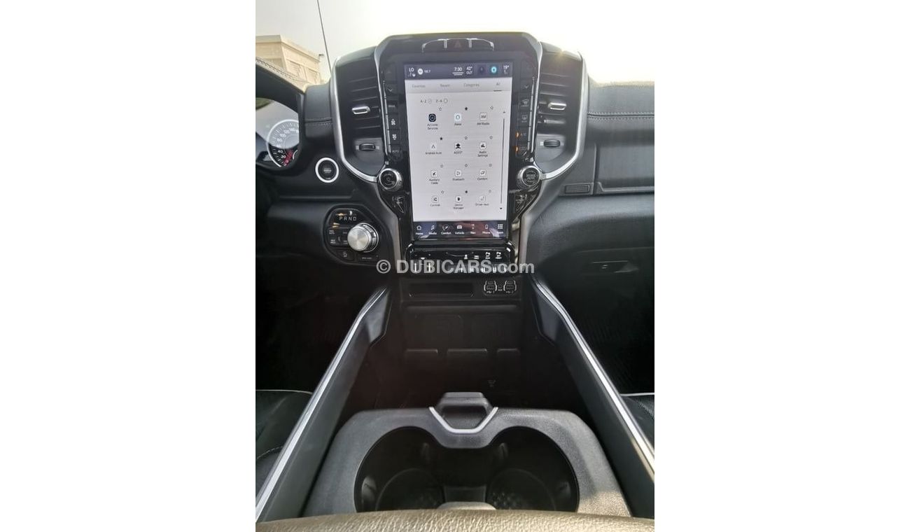 RAM 1500 Dodge RAM Laramie - 2022 - Silver