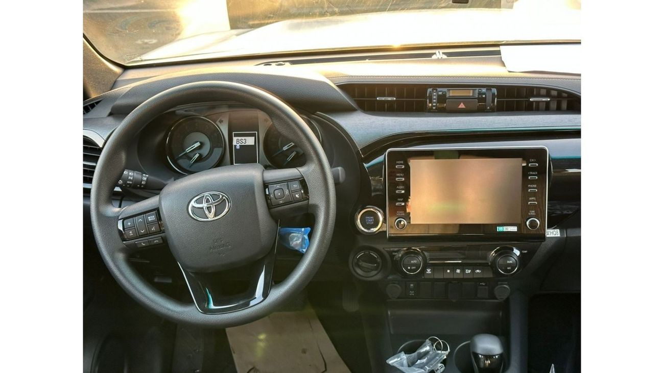 تويوتا هيلوكس TOYOTA HILUX 4.0 ADVENTURE BLACK 2023
