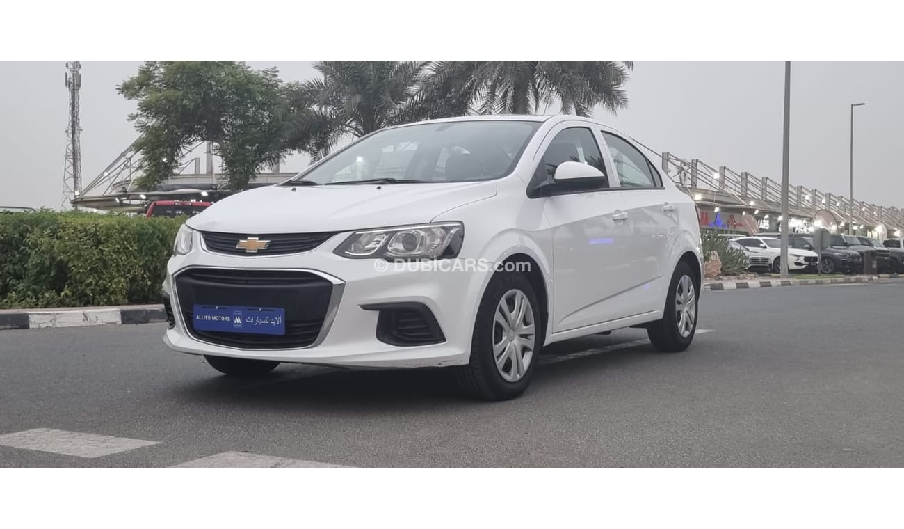 Chevrolet Aveo LS - WHT_GRY - 2019