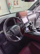 Lexus LX600