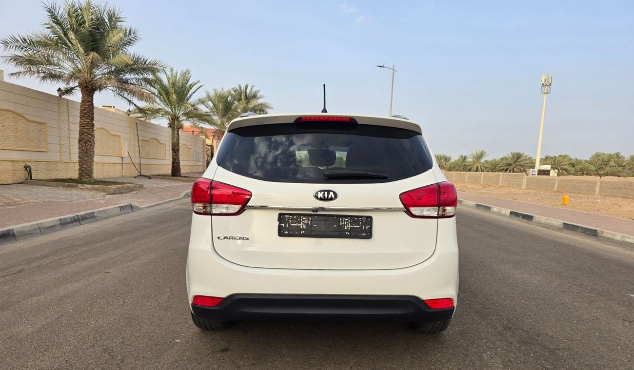 Kia Carens EX Deluxe 2.0L