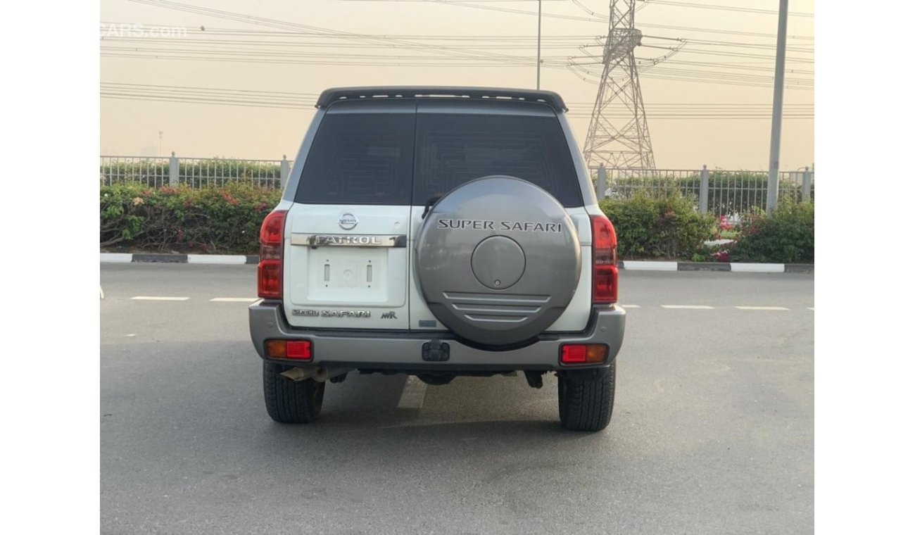 نيسان باترول سوبر سفاري 4800 VTC