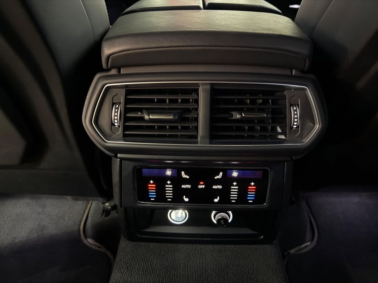 Lamborghini Urus STD 4.0T V8