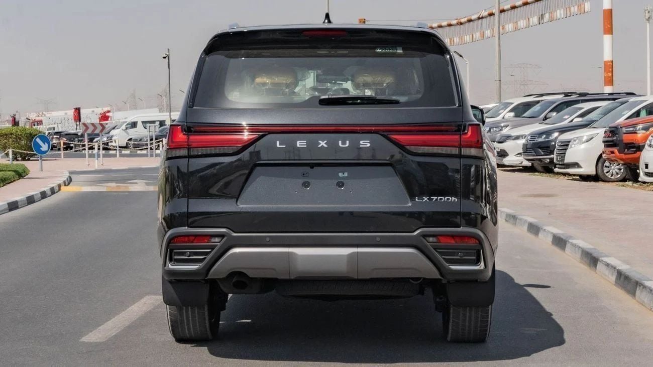 لكزس LX 700h 2026 Lexus LX700h Signature 3.5L Hybrid - with auto Park