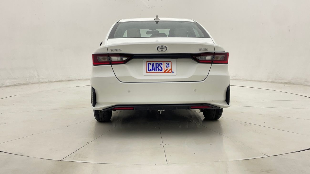 تويوتا يارس E 1.5 | بدون دفعة مقدمة | اختبار القيادة في المنزل