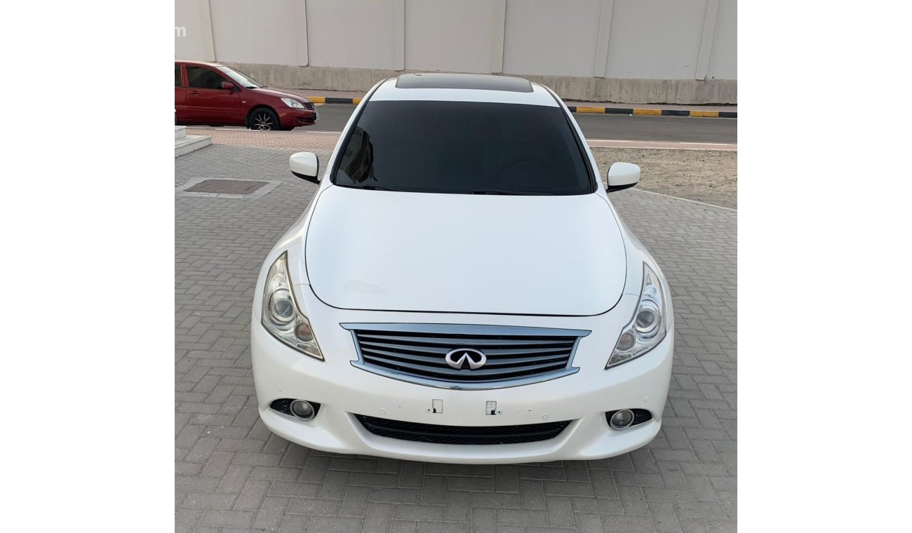 Infiniti G37 INFINITI G37 / GCC / 2012 / V6 / IN VERY GOOD CONDITION