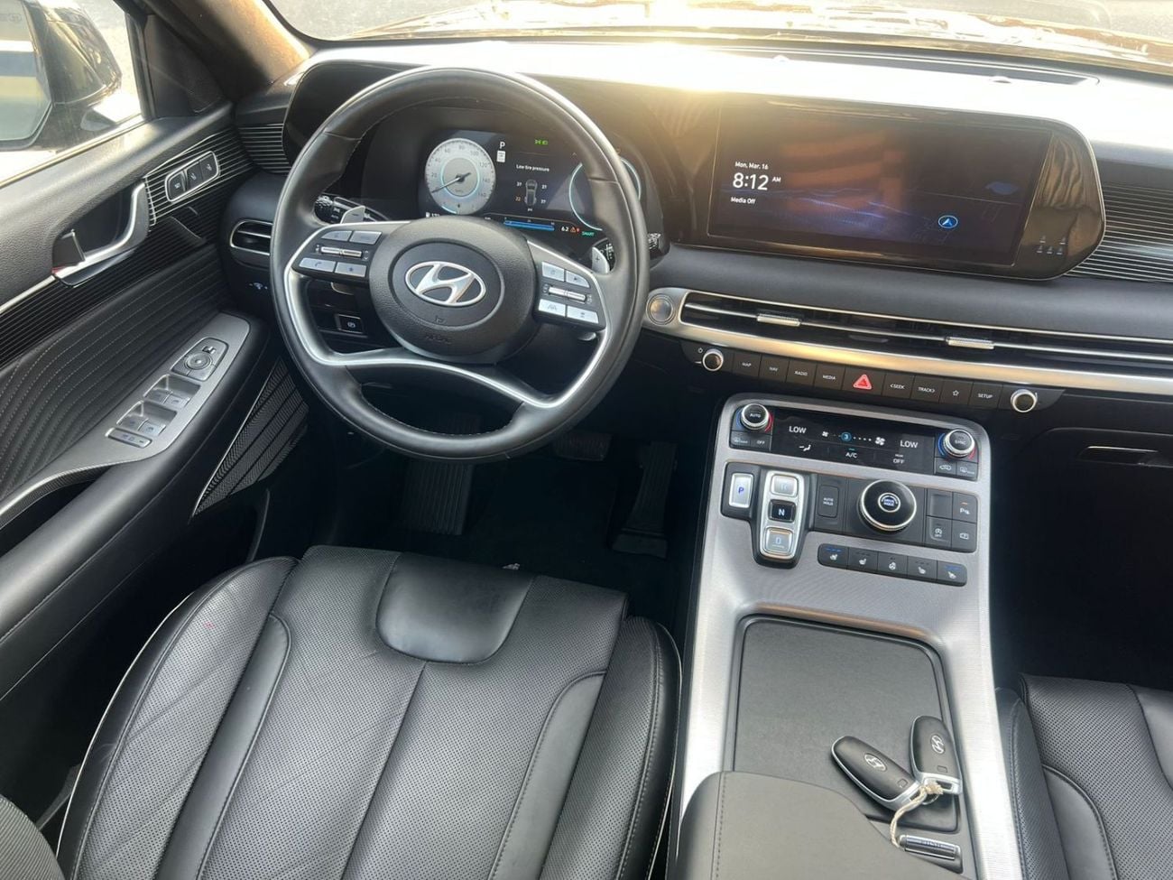 Hyundai Palisade 2023 Hyundai Palisade Calligraphy Edition Full Option Panoramic View - 360* 5 CAM - HUD - 3.8L  V6