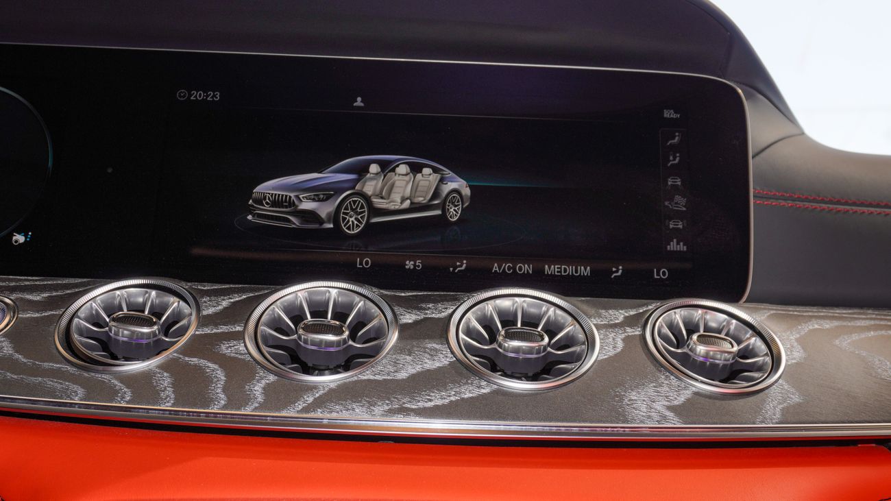 مرسيدس بنز ايه ام جي جي تي 53