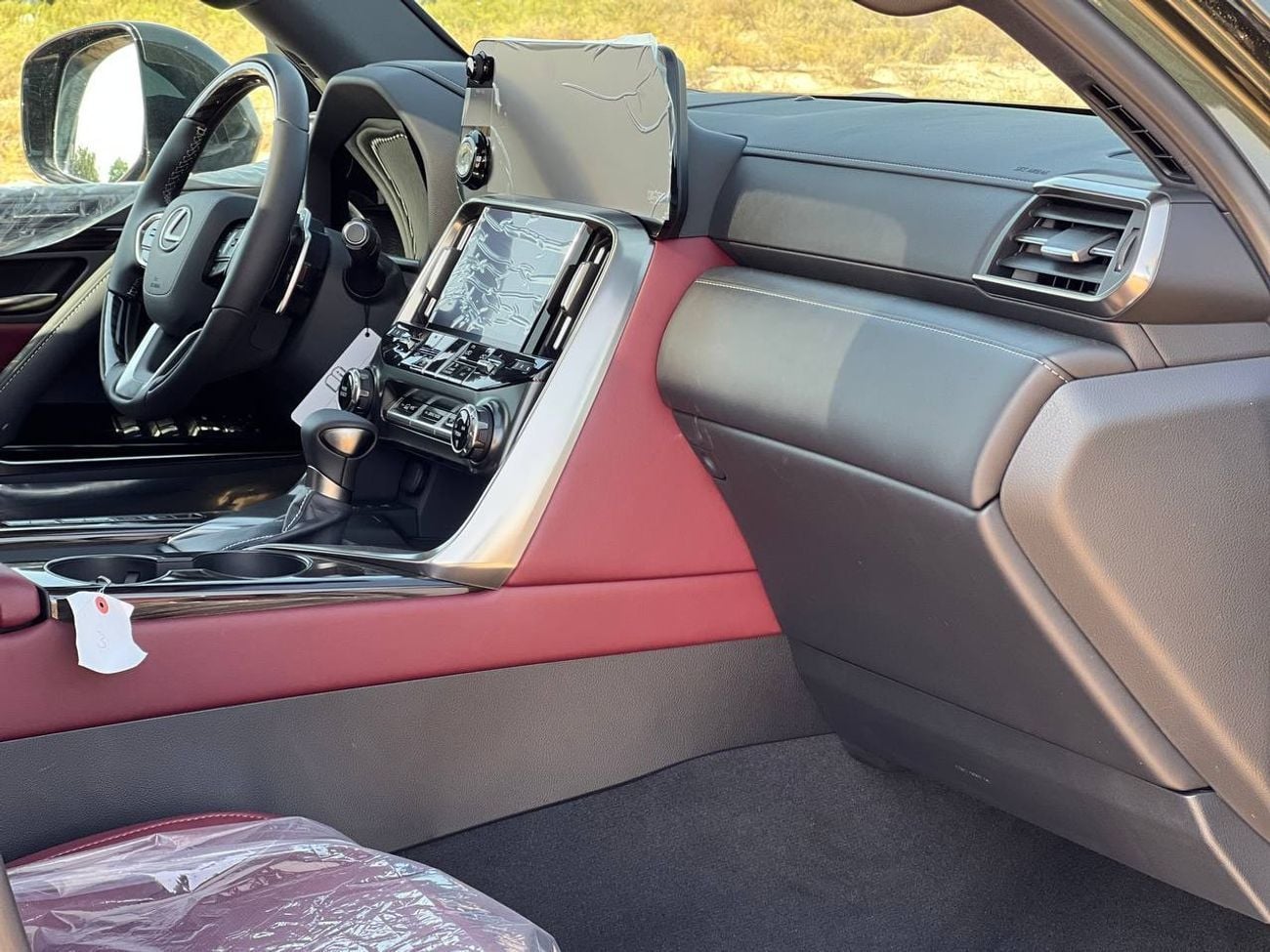 Lexus LX600 SIGNATURE 3.5L URBAN PTR A/T // 2025 // FULL OPTION WITH RADAR , HEADUP DISP , MARK LEVINSON // SPEC