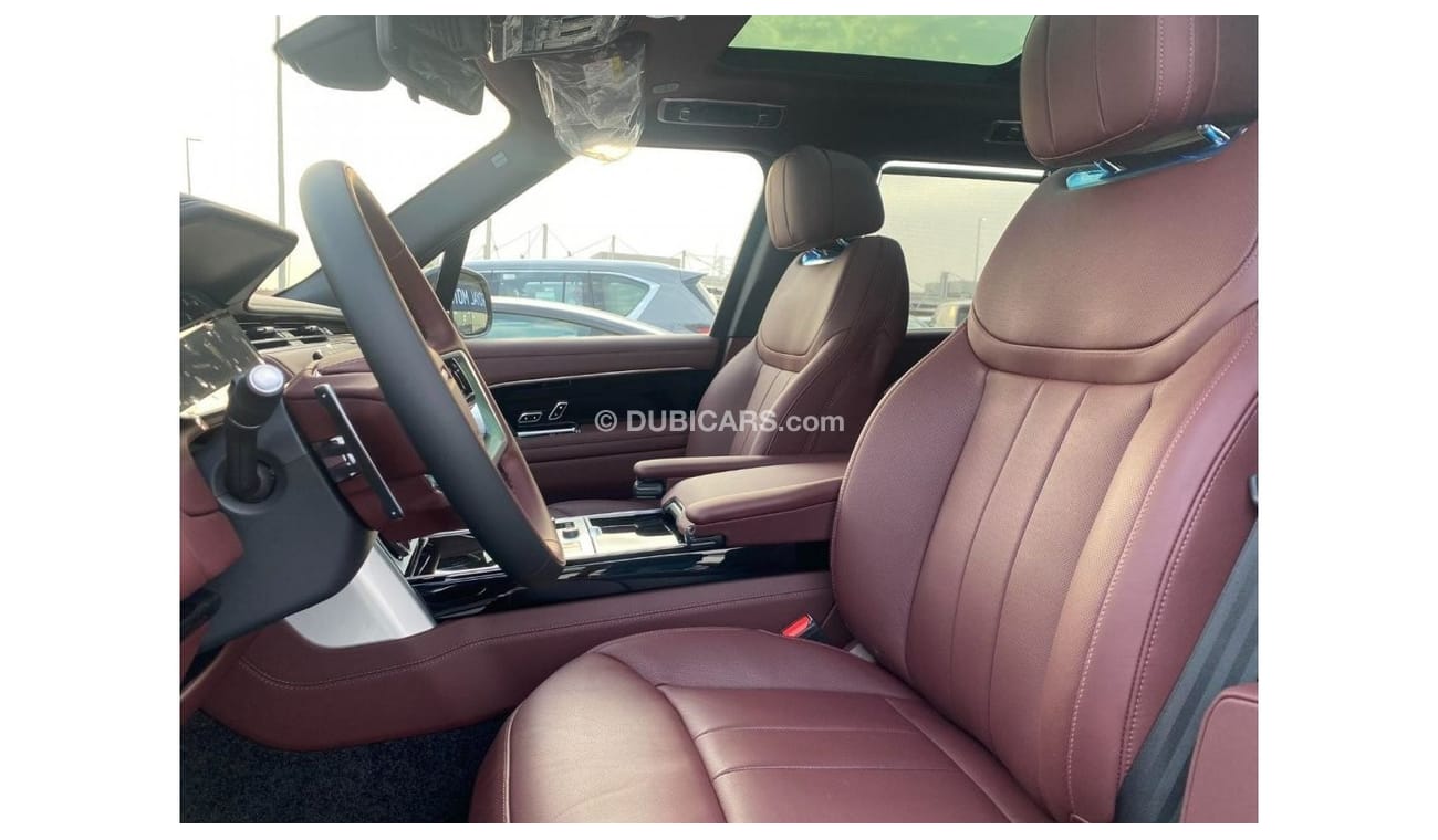 Land Rover Range Rover GOLD COLOR GCC SPEC UNDER WARRANTY AND SERVICE