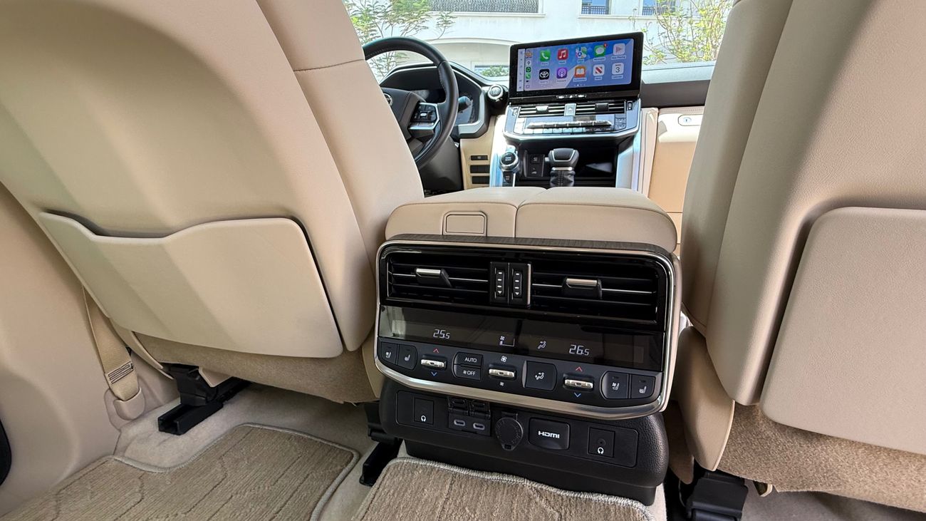 Toyota Land Cruiser VXR 3.5L