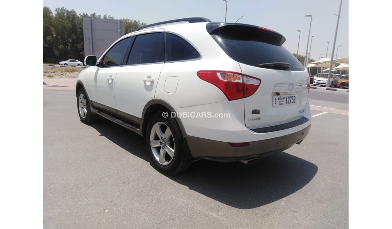 Hyundai Veracruz Hyundai veracruz 2011 gcc,,, full Automatic,,, free accedant