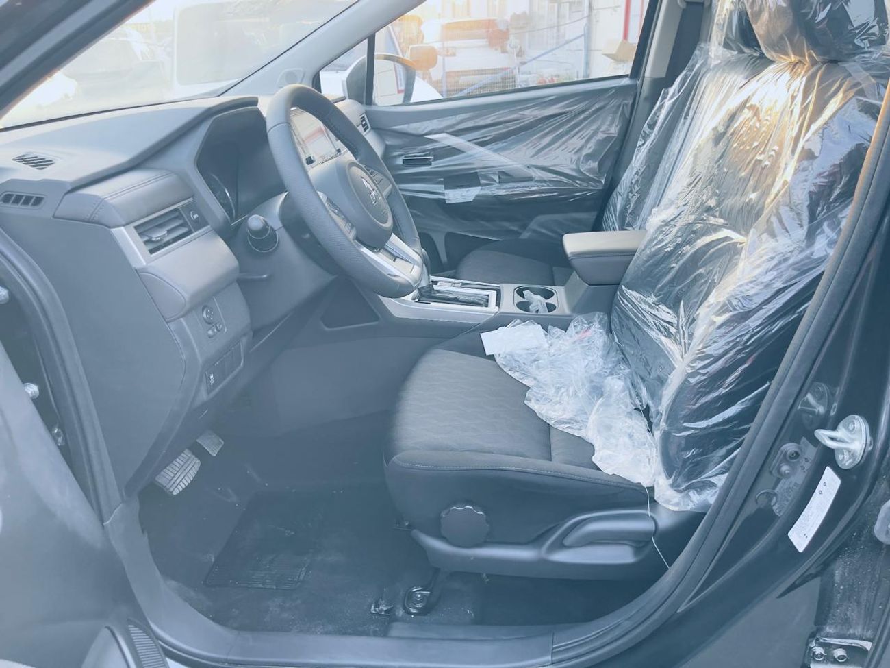 ميتسوبيشي إكسباندر Mid 1.5L