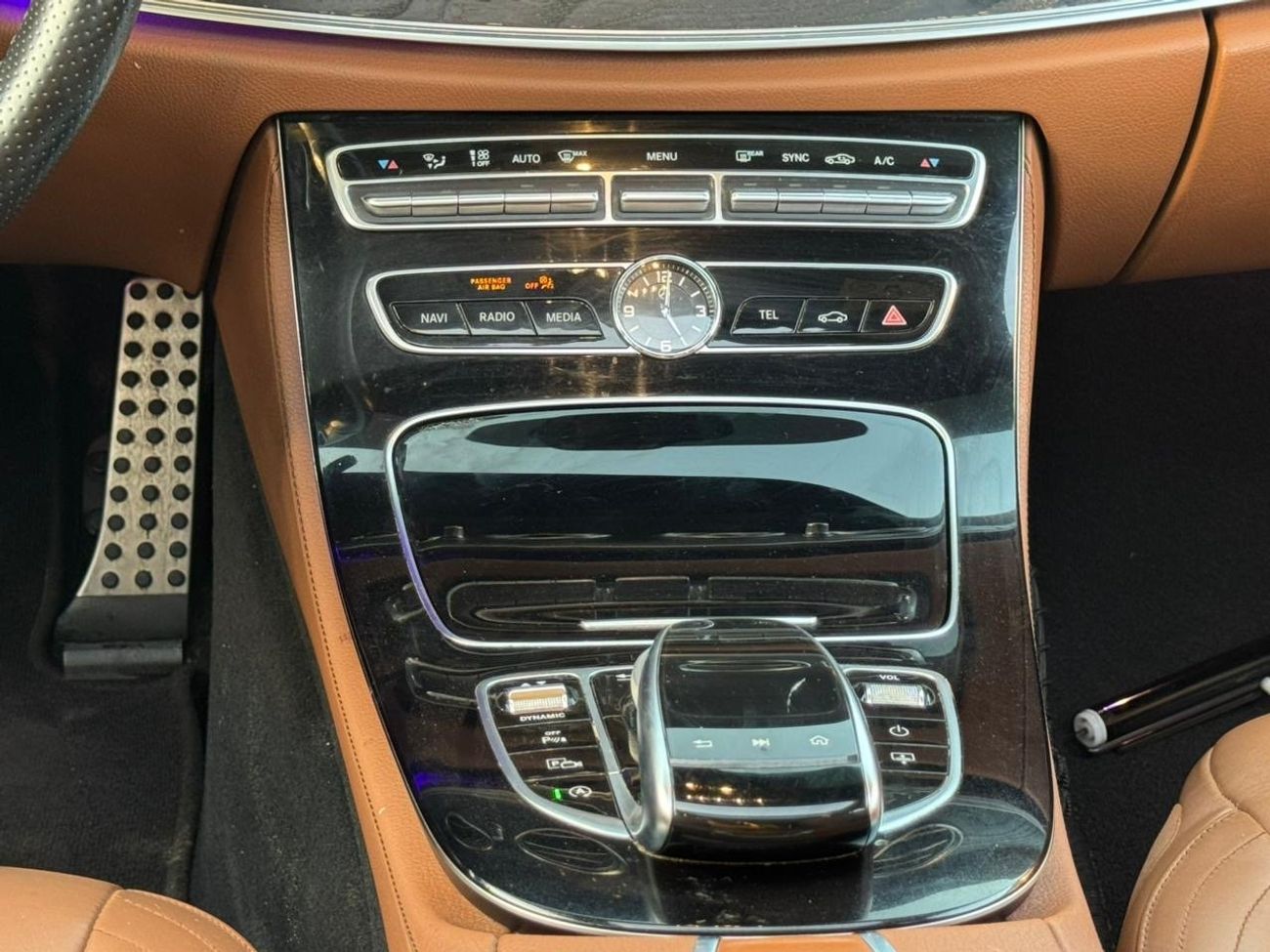 مرسيدس بنز E300 Premium 2.0L