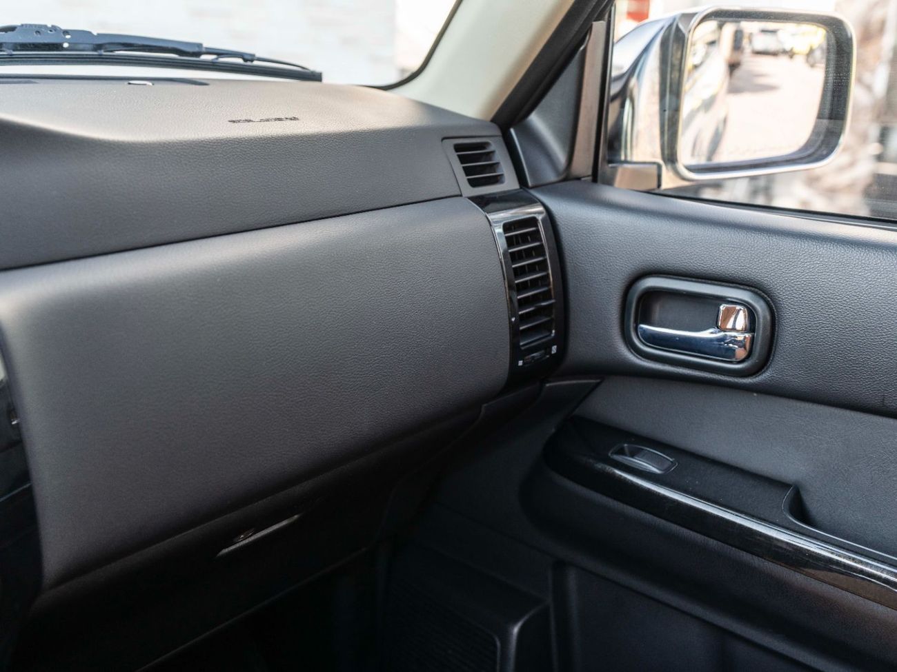 نيسان باترول سوبر سفاري VYC