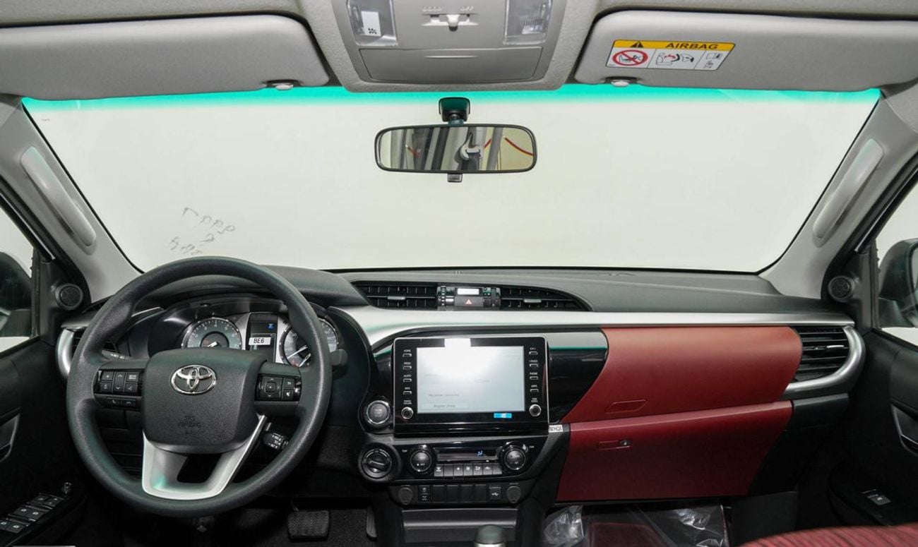Toyota Hilux SR5 (NON GCC)
