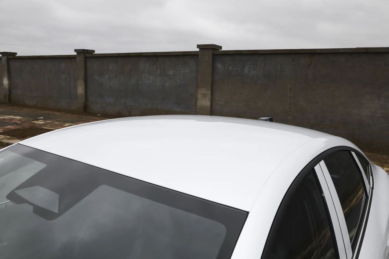 BYD Qin L DM-i BYD Qin L DM-i 120KM White Color