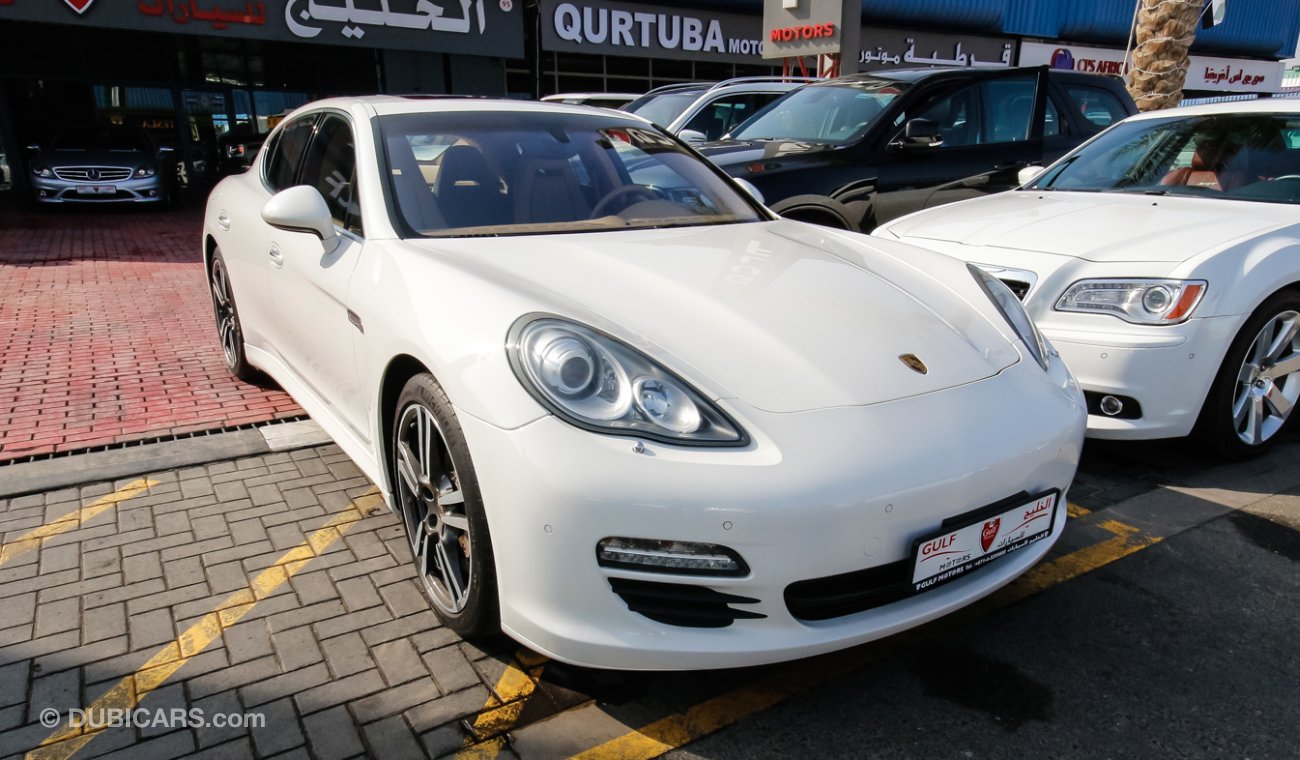 Porsche Panamera S