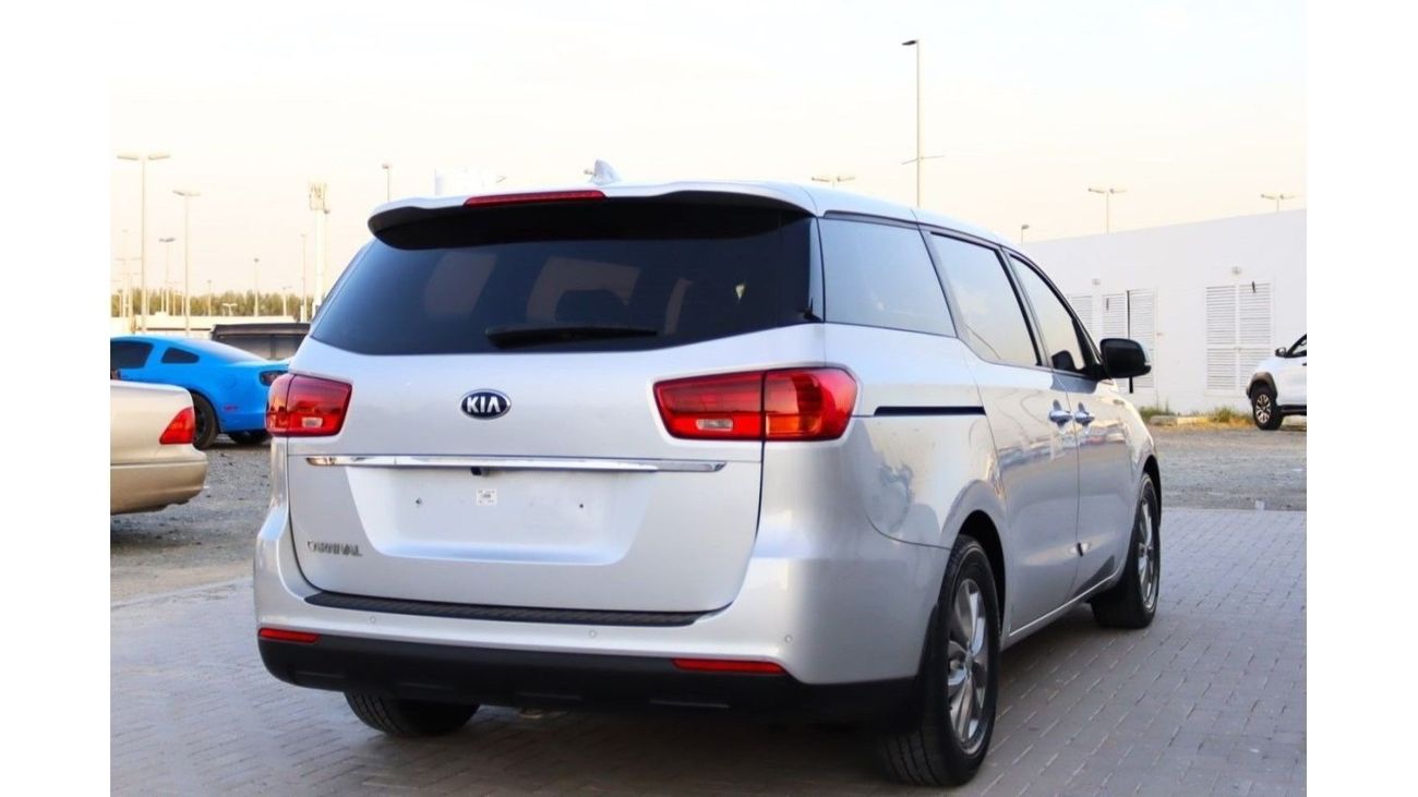 Kia Carnival Kia Carnival EX (YP) model 2019, 5 dirhams. MPV, 3.3 litres, 6 cylinder diesel, automatic, front whe