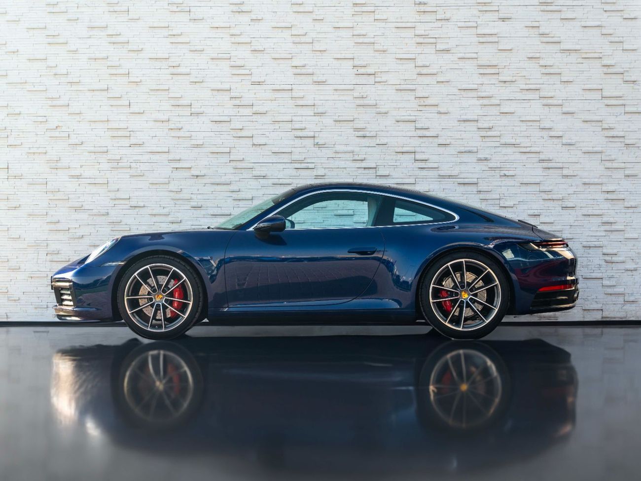 بورش 911 Carrera 4S 3.0L (444 HP) Coupe