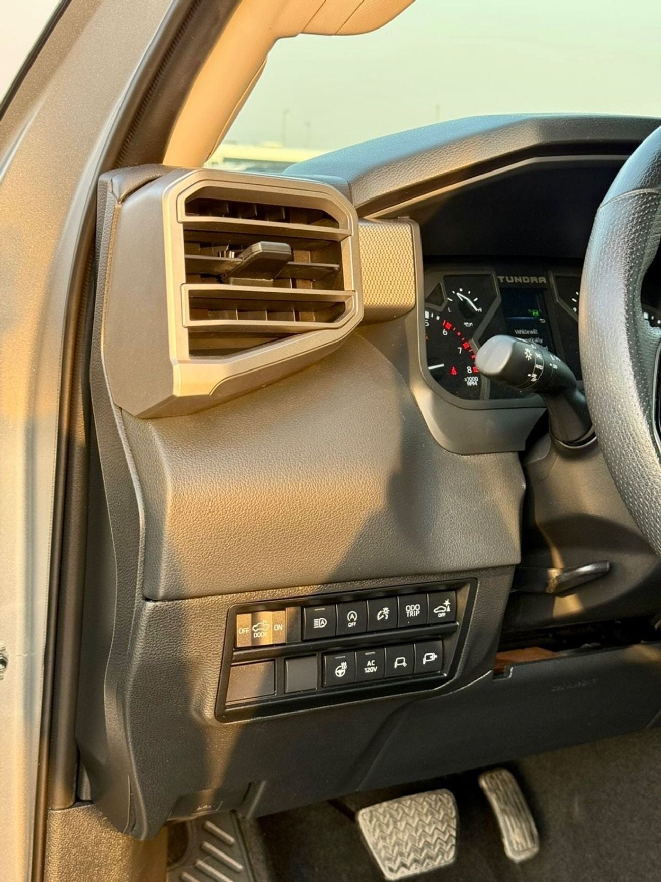 Toyota Tundra SR